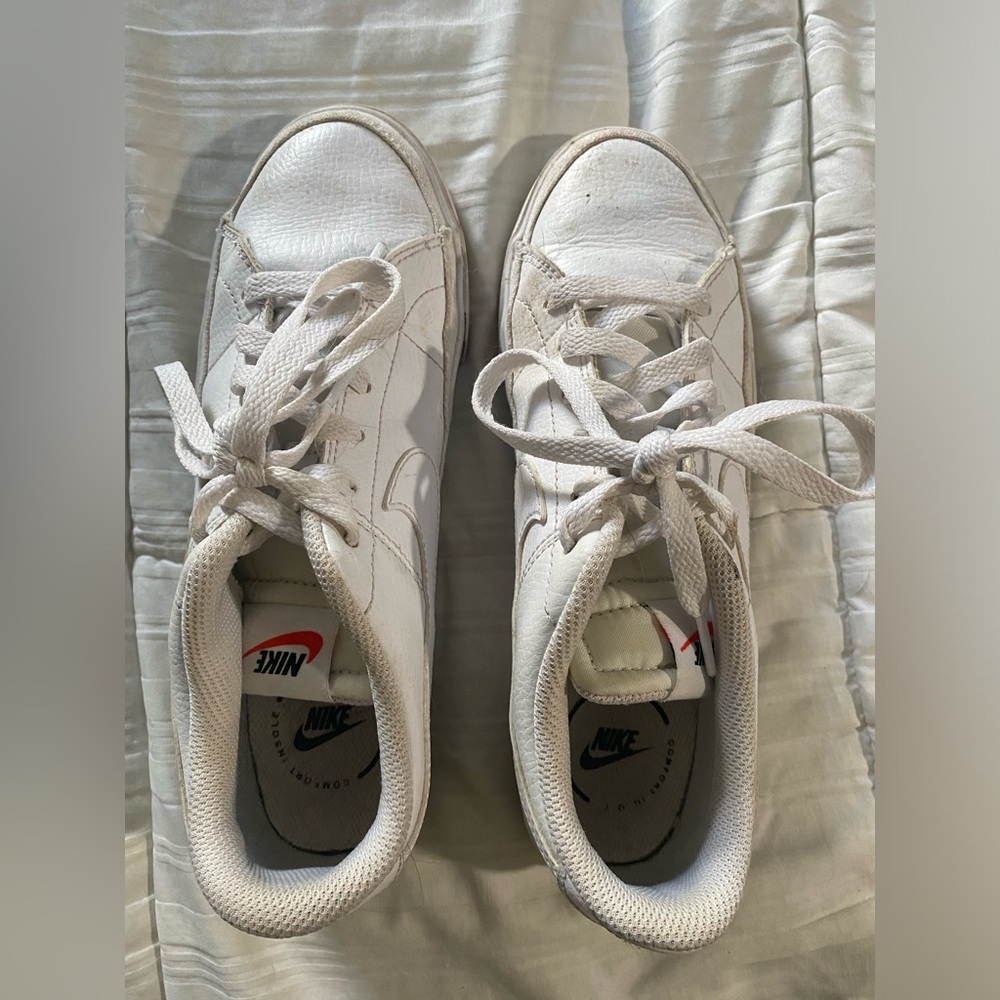 Women’s Nike Court Flat Sneakers